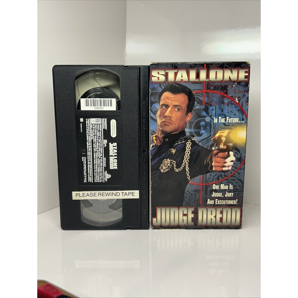 Judge‎ Dredd (VHS, 1995)